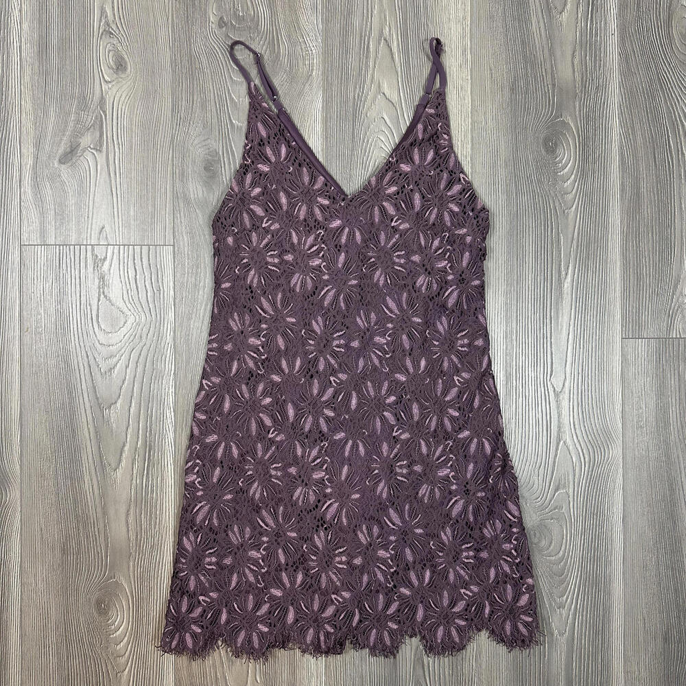 Xtraordinary‎ Purple Floral Lace Lined Mini Dress